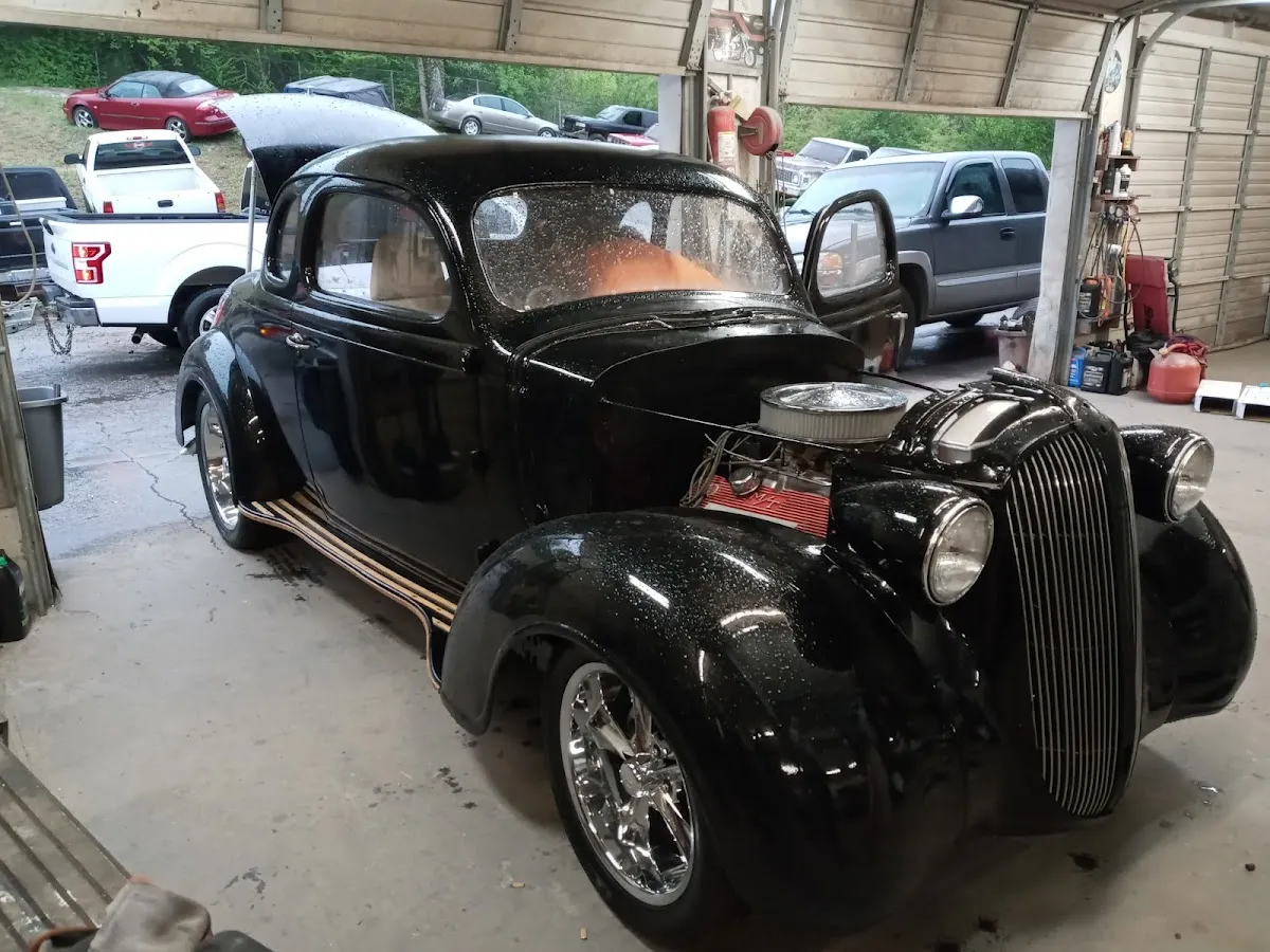 Finley's Garage