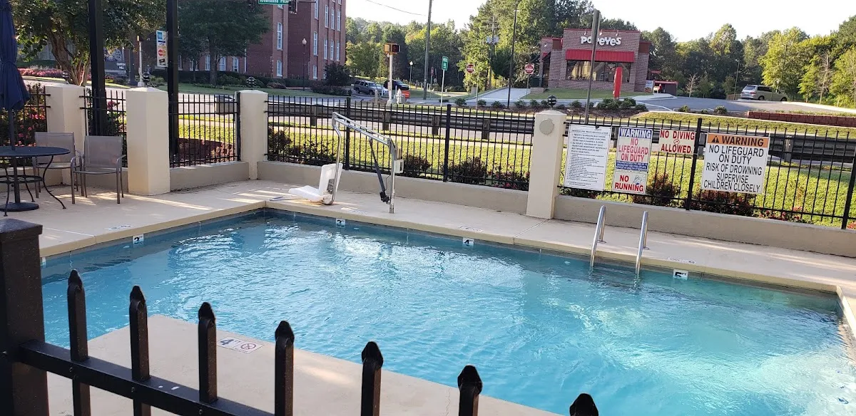 Days Inn by Wyndham Canton