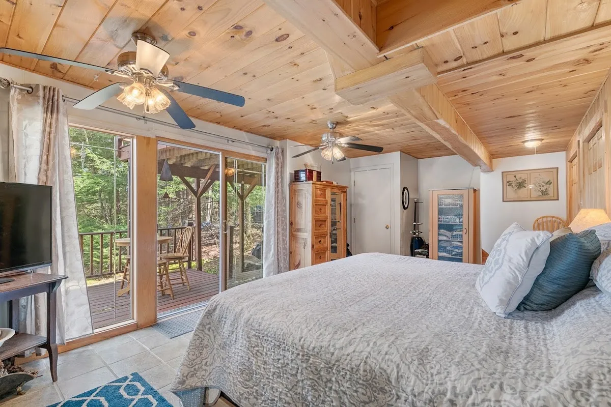 Harbor Light Realty