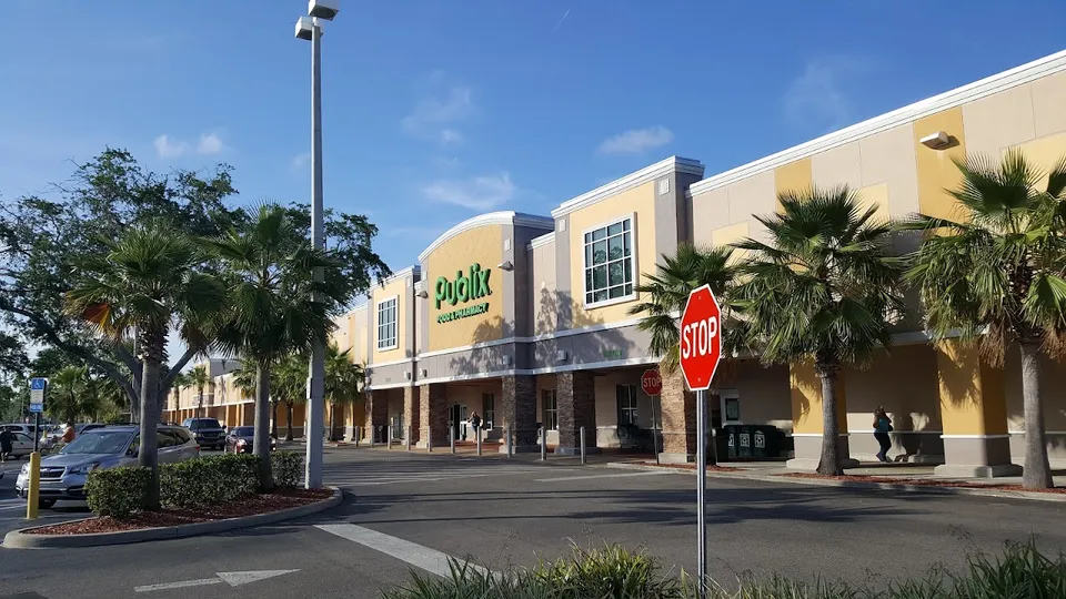 Dunlawton Square