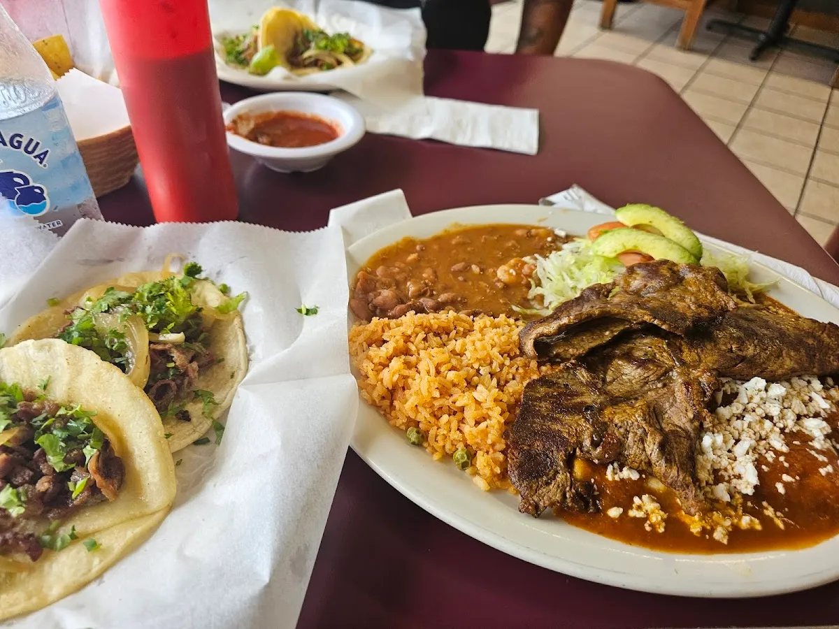 Taqueria Chisme & Cafe