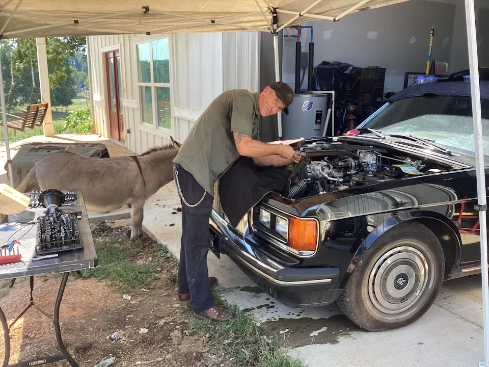 JennJohn's Auto Service