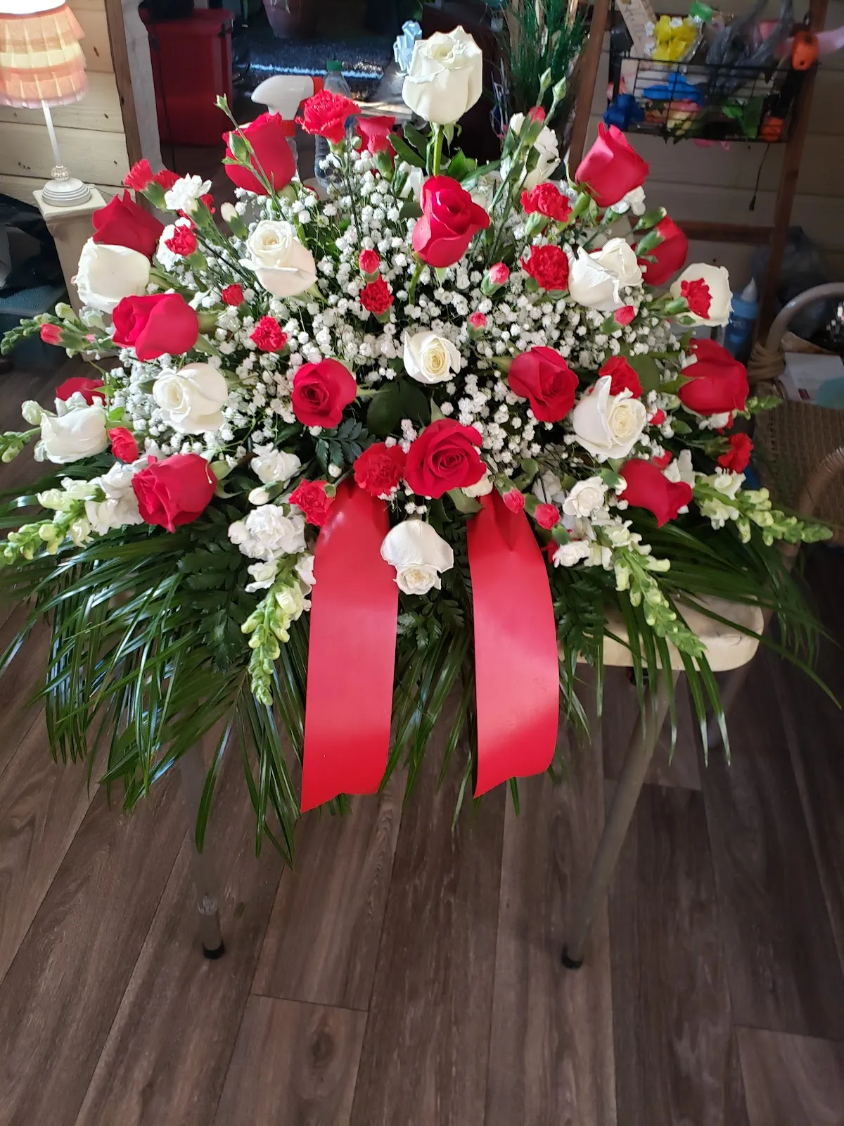 Tommy's Wholesale Florist Inc