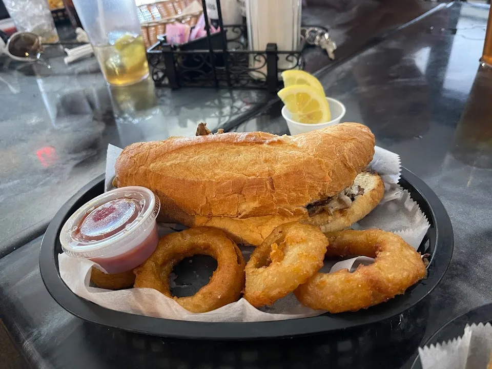 Bree’s Riverside Restaurant