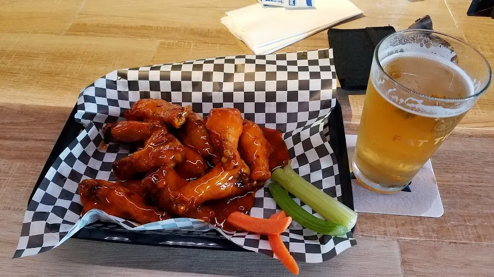 Downtown Jr's 23 Sports Grill