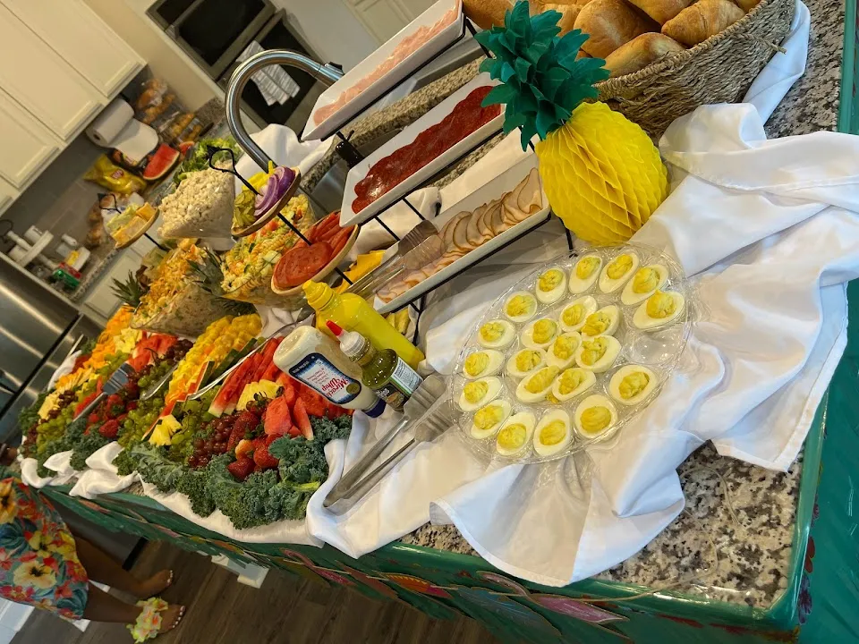 Rabbit Food Salad & Juice Bar