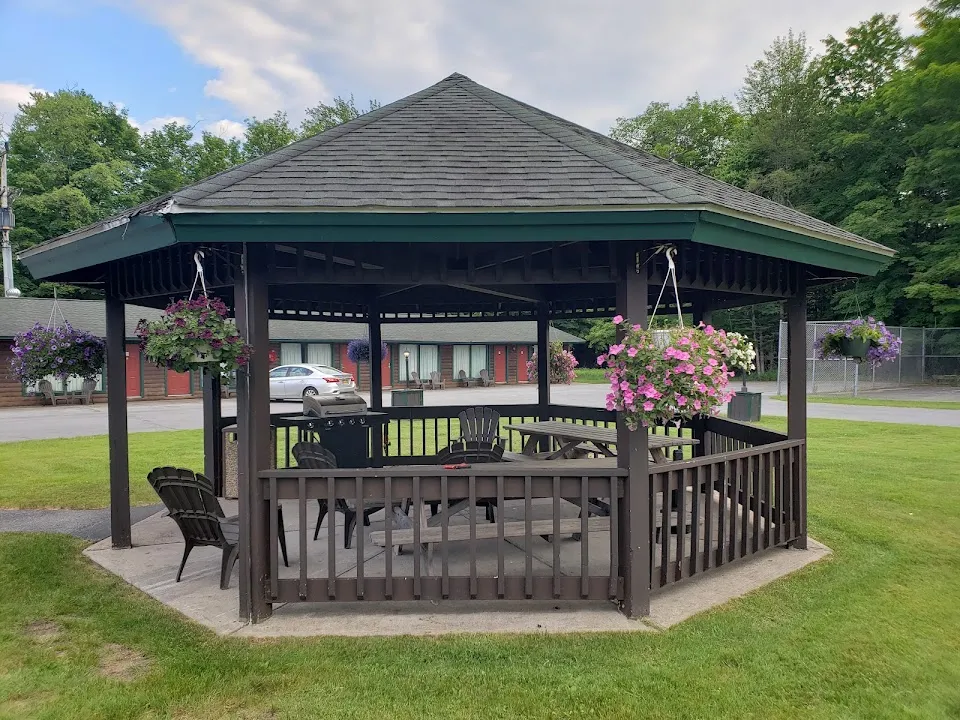 Adirondack Lodge Old Forge