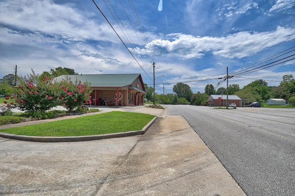 Chelsea Cohee - REALTOR - Keller Williams Lanier Partners