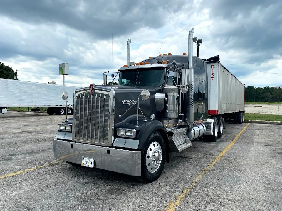 Mid Eastern Chrome Stop