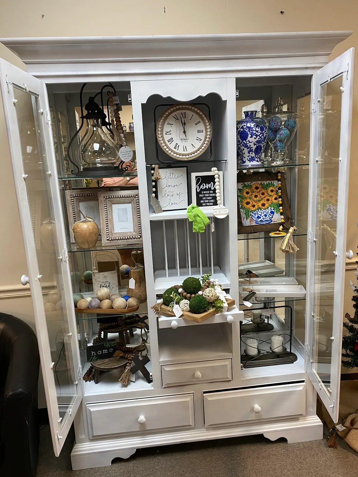 Nana’s Busy Hands Florals & Decor, LLC