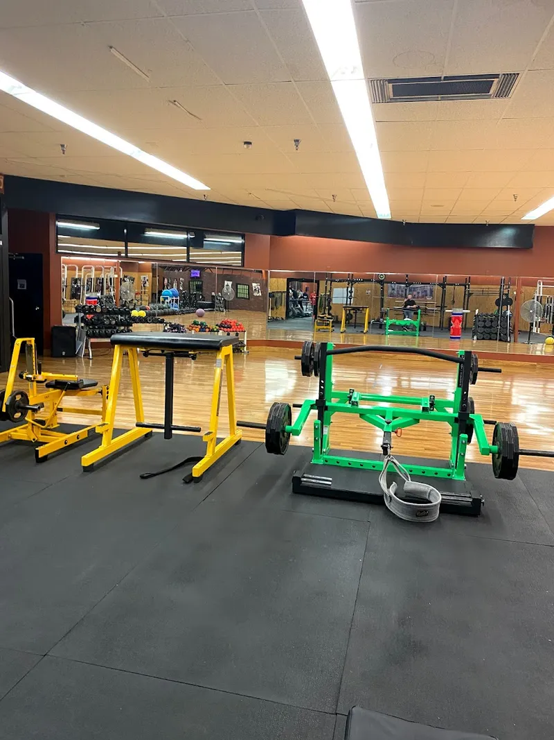 Fitness Worldwide Gyms - Florence Palmetto St