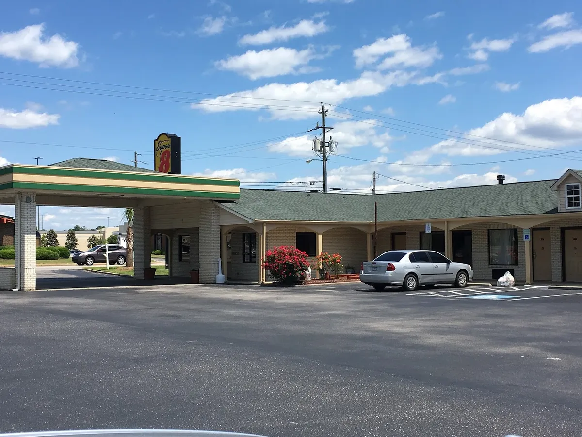 Super 8 by Wyndham Sumter