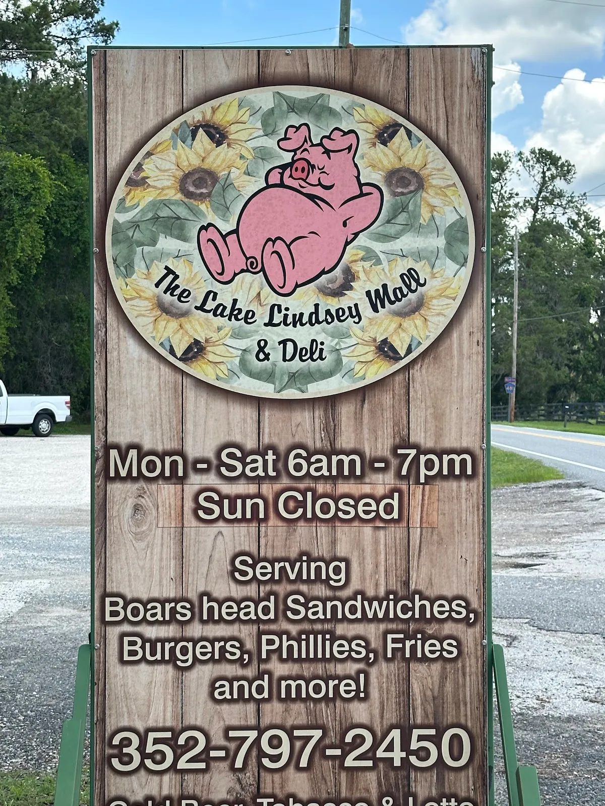 The Lake Lindsey Mall & Deli