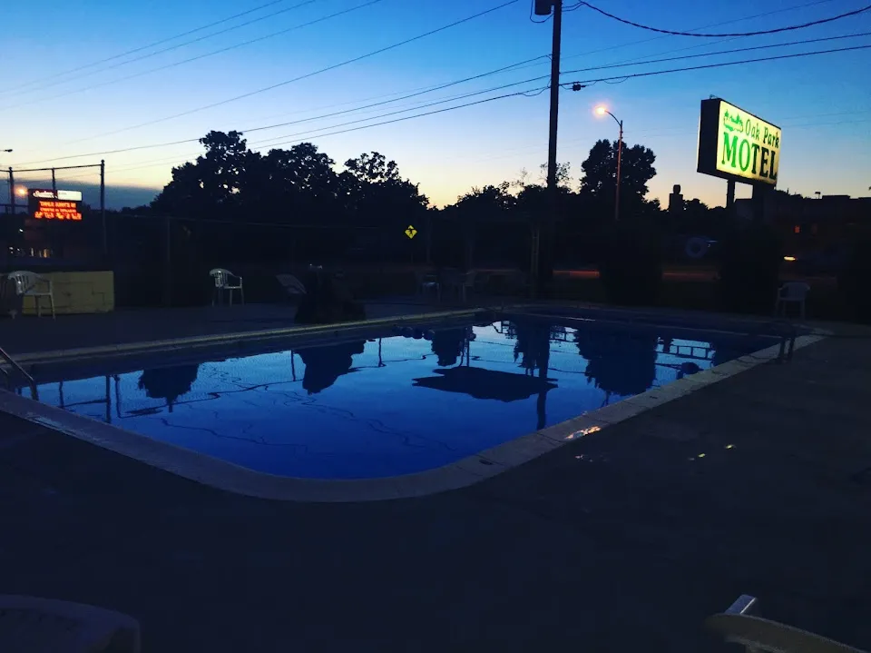 Oak Park Motel