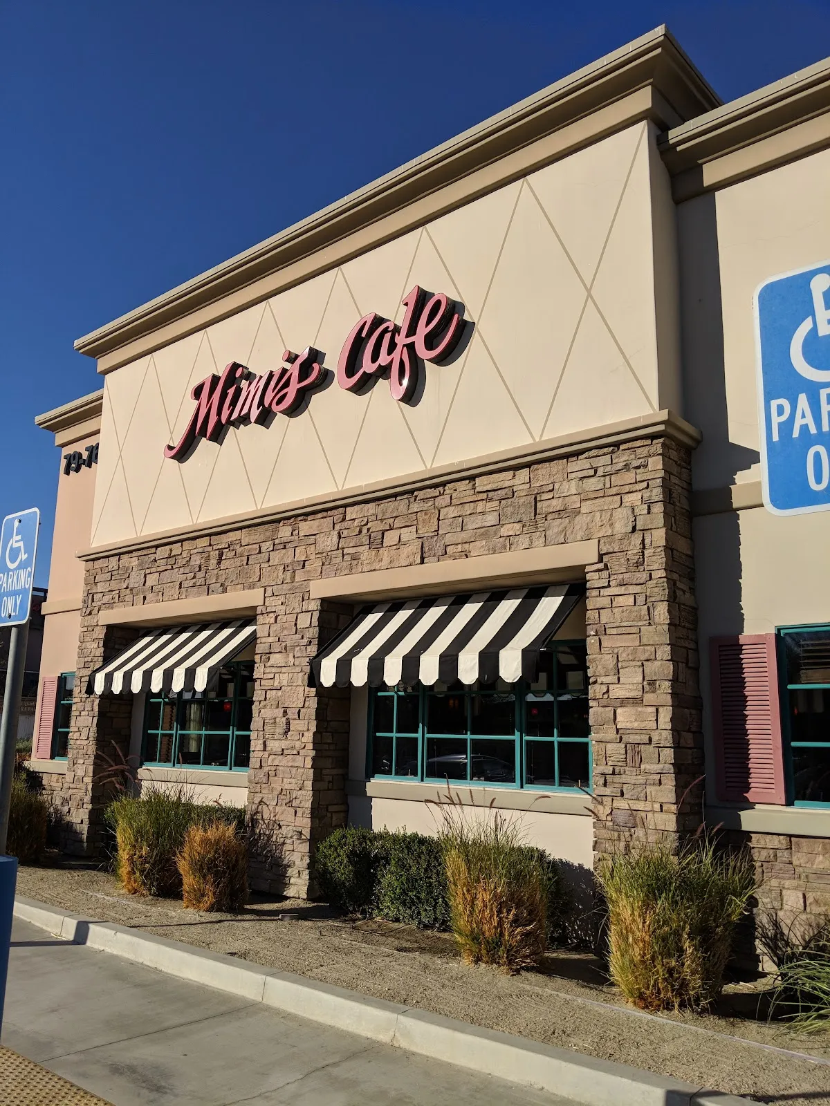 Mimi's Cafe