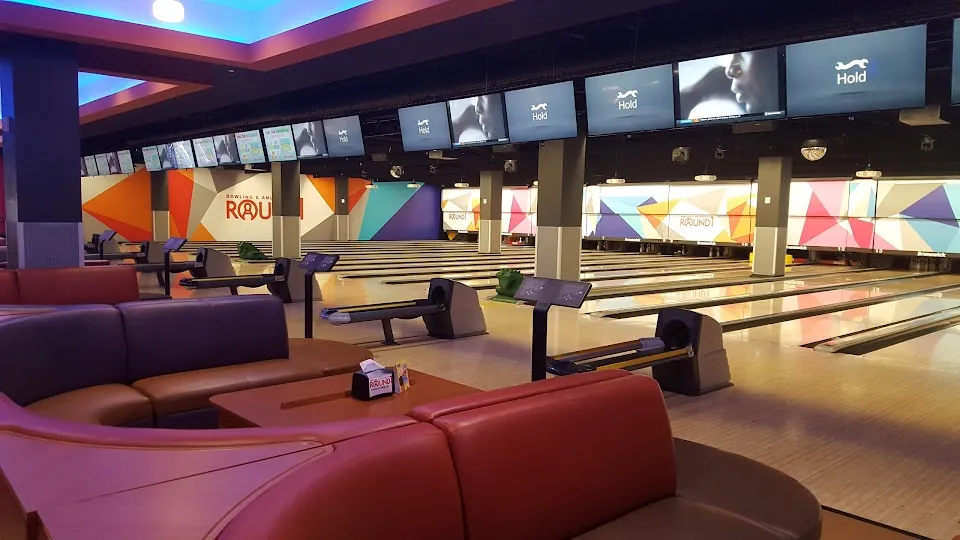 Round1 Bowling & Arcade - Middletown
