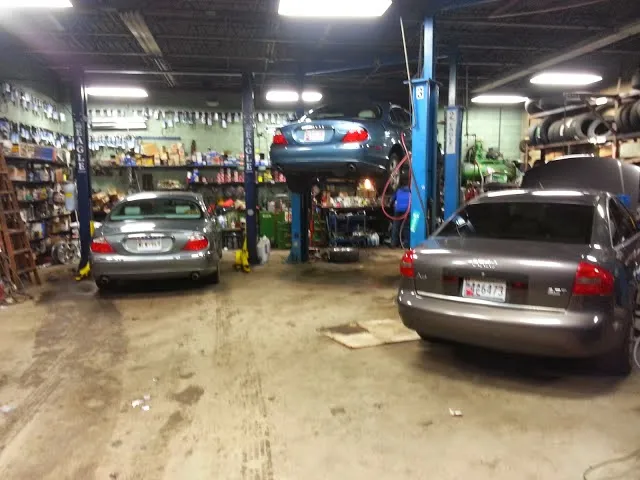JUST CAR SERVICE