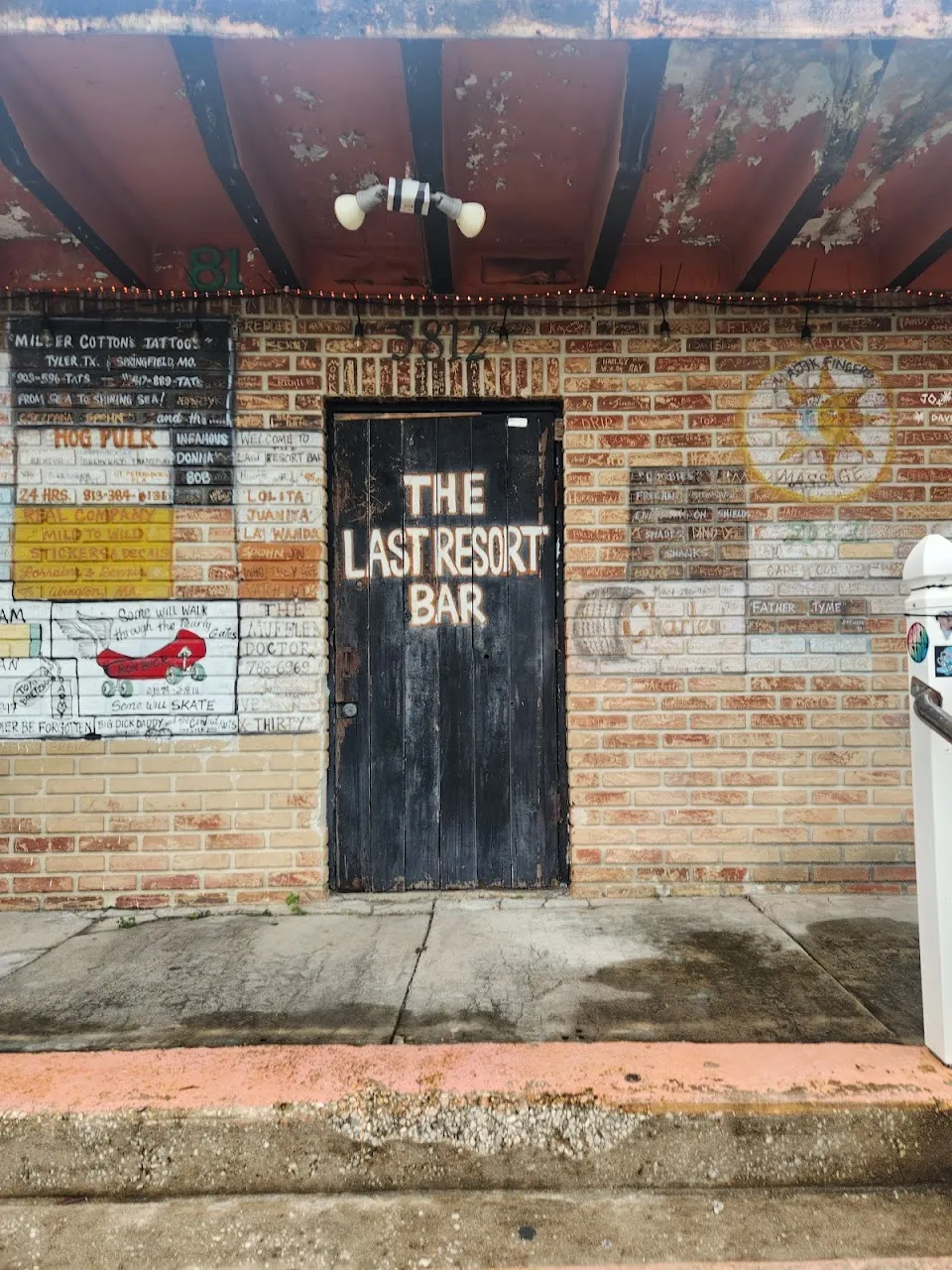 Last Resort Bar