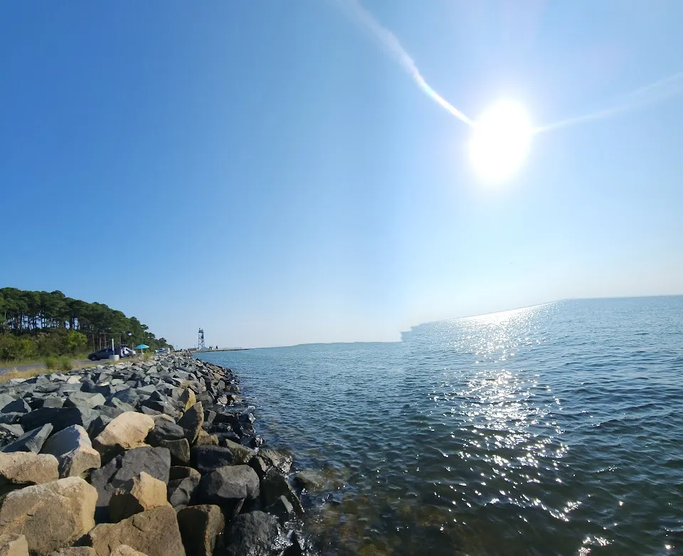 Black Walnut Point Fishing Area and Parking