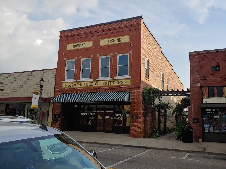 Shade Tree Outfitters
