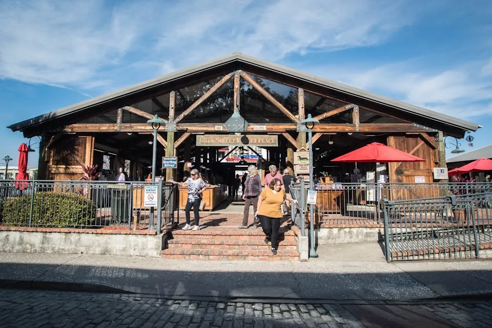 River Street Market Place