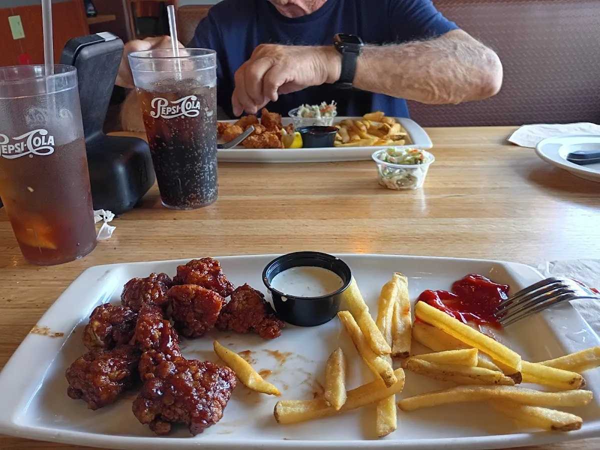 Applebee's Grill + Bar