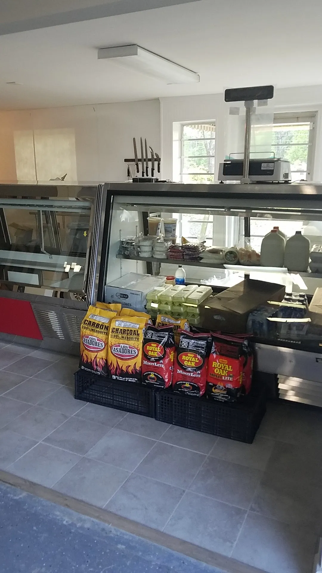 Tienda Y Carniceria El Primo