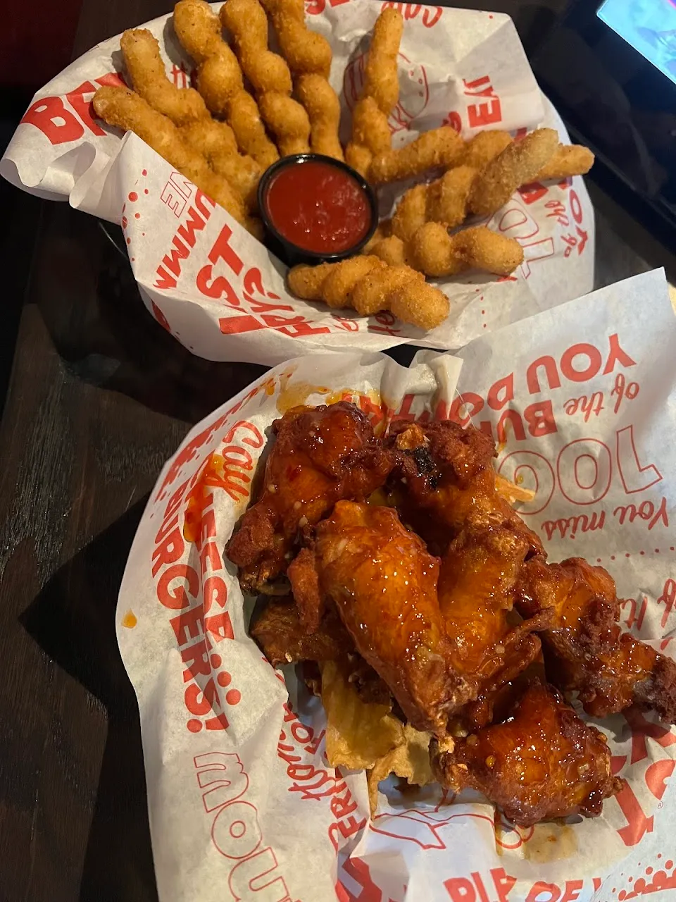 Red Robin Gourmet Burgers and Brews