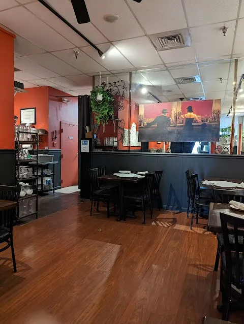 Luca Trattoria & Pizzeria