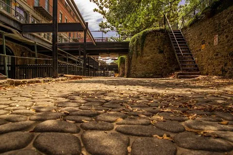 Factor's Walk