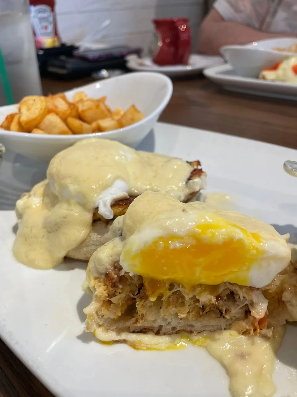 Another Broken Egg Cafe