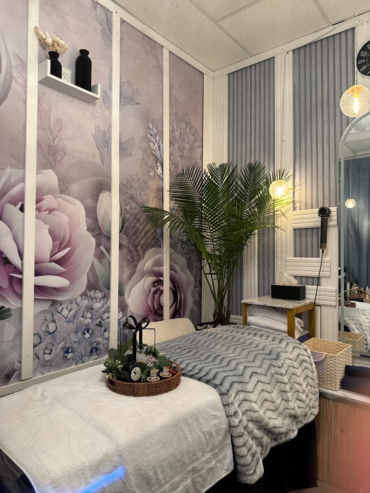 LAM LAM Head Spa & Lash Extension