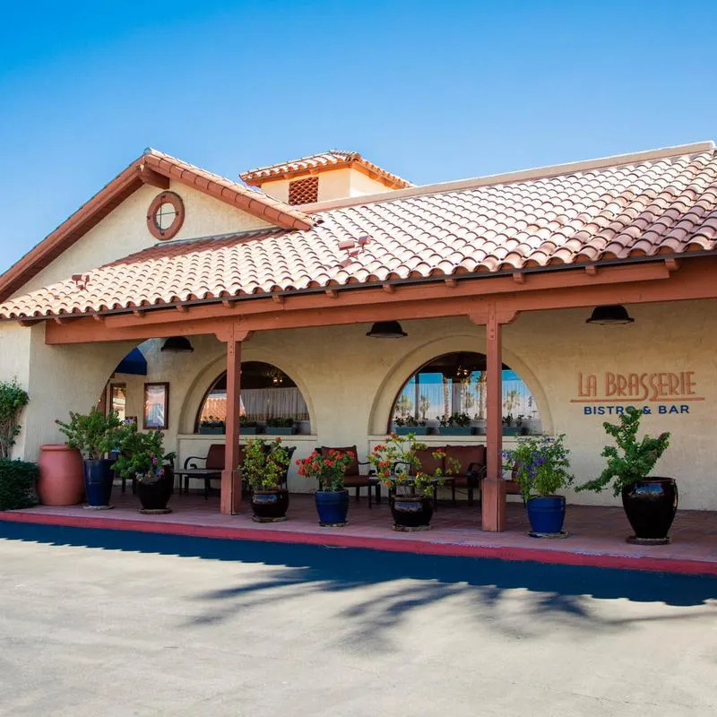 La Brasserie Bistro & Bar