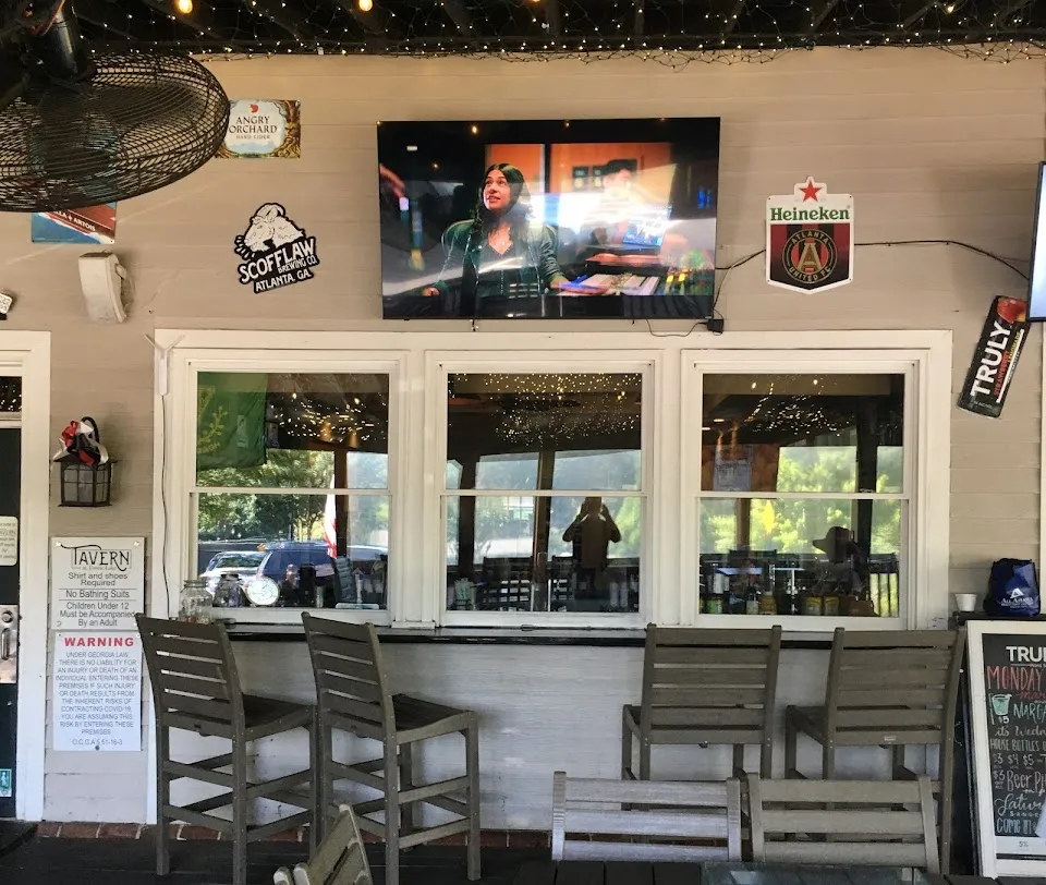 Tavern at Towne Lake
