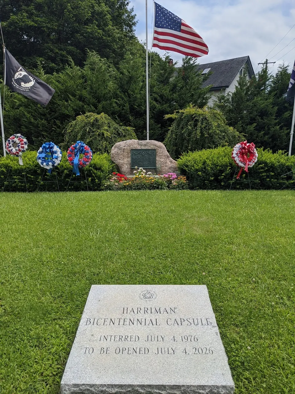 Harriman Bicentennial Capsule