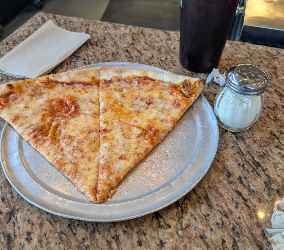 Alessio's Restaurant & Pizzeria