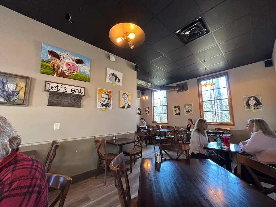 Cafe 44
