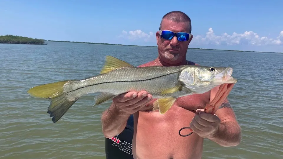 Reel Shallow Fishn Charters