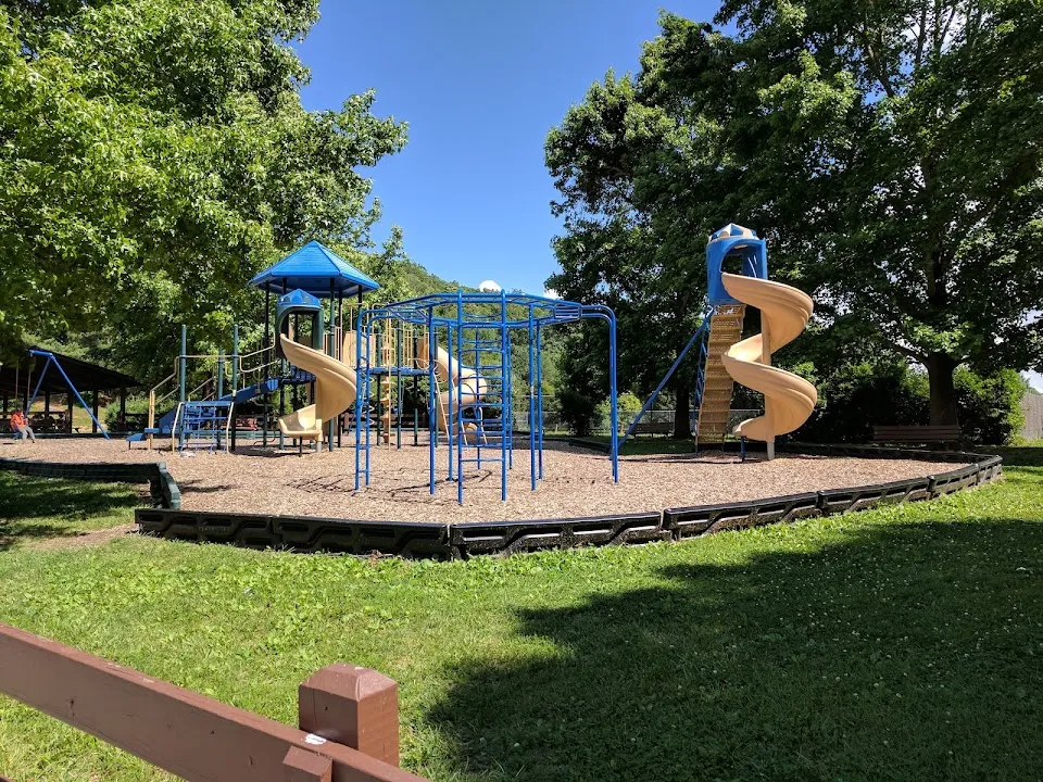 Nellies Cave Park