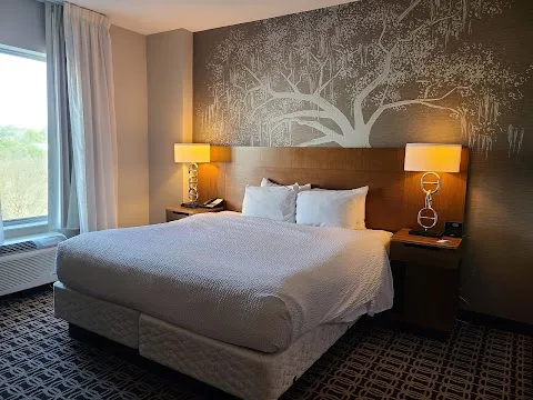 Fairfield by Marriott Inn & Suites Savannah Midtown
