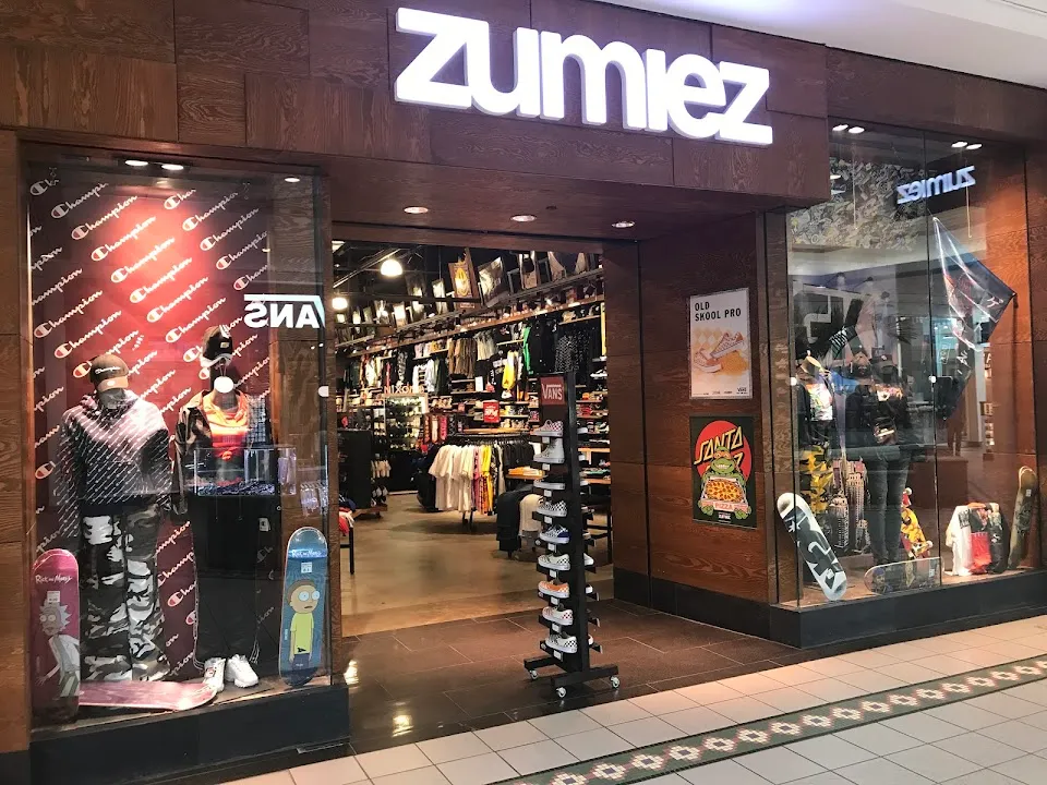 Zumiez