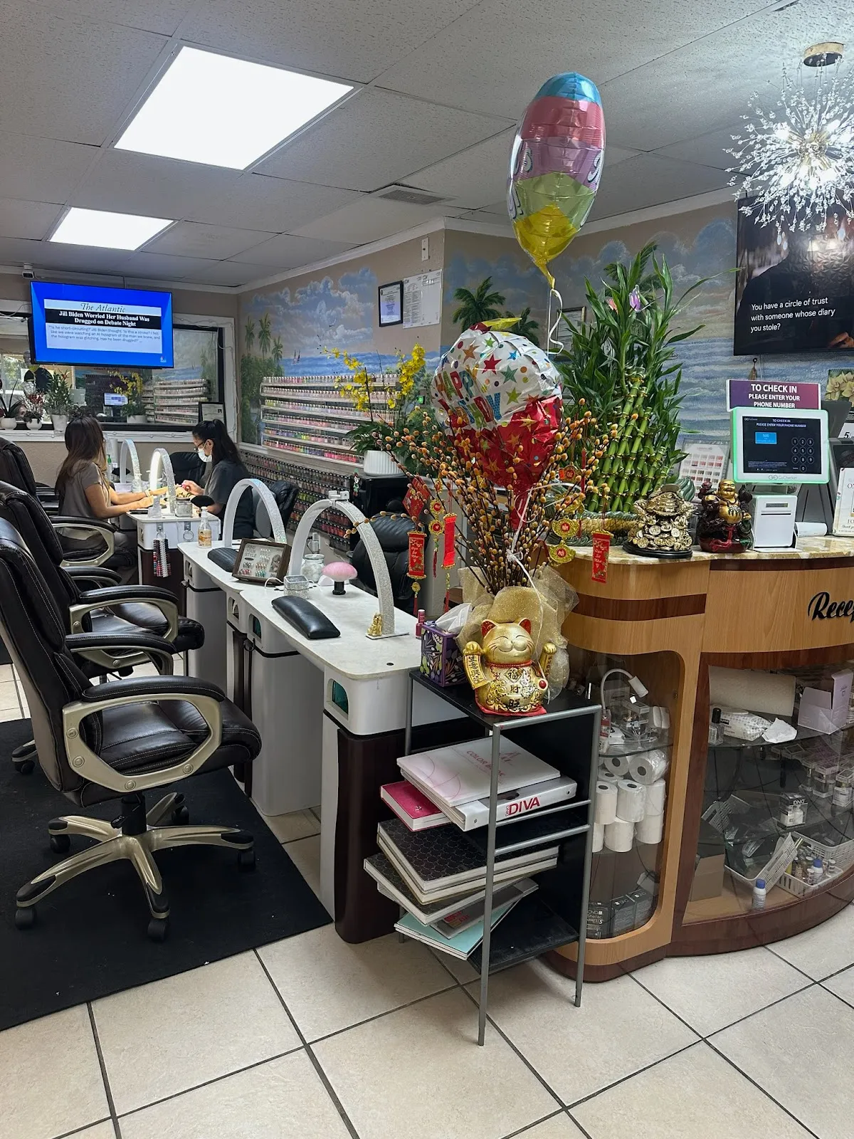Legend Nails & Spa