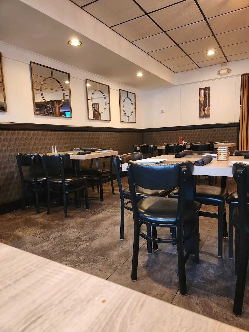 Copper Bottom An American Grill & Bar