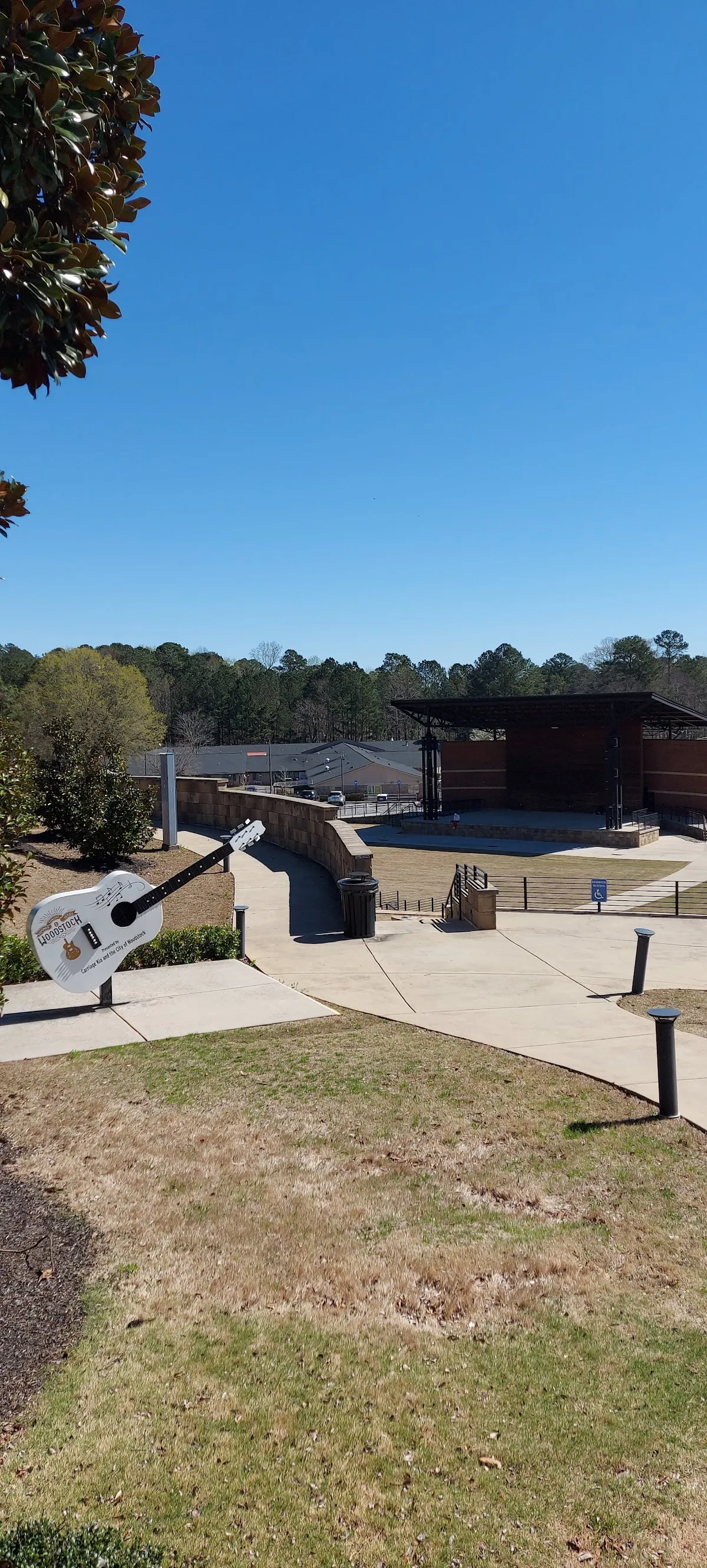 Public Parking: Amphitheater/Aquatic Center South Lot