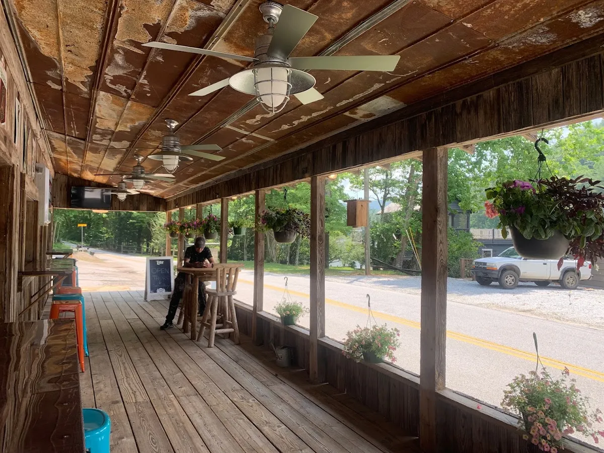 Rabun Beach Grocery
