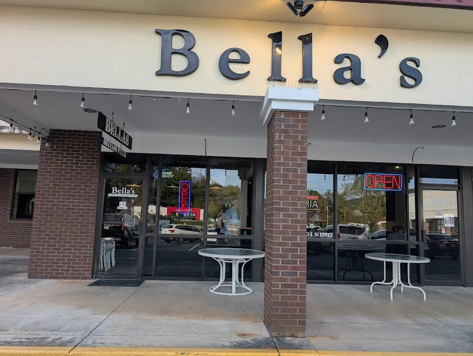 Bella's Steaks, Pasta and More
