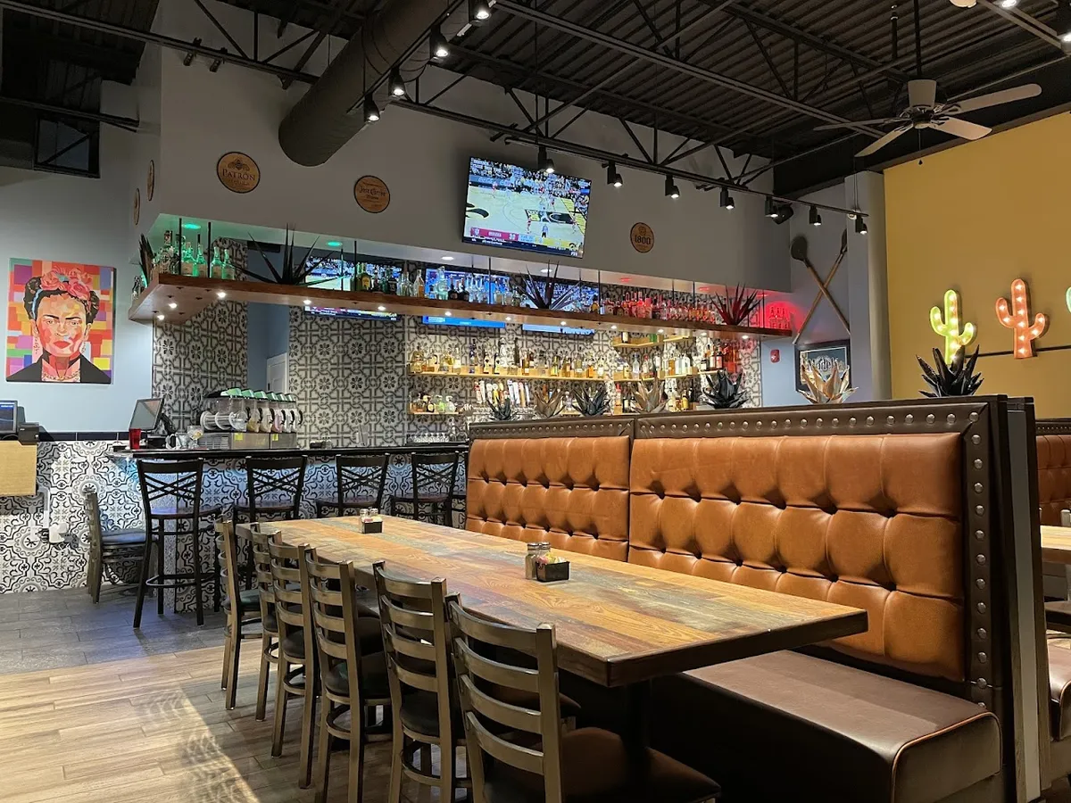 El Jalapeño - at Carnes Crossroads