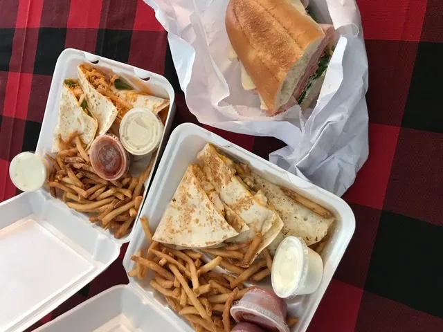 Frankie T's Kitchen & Catering