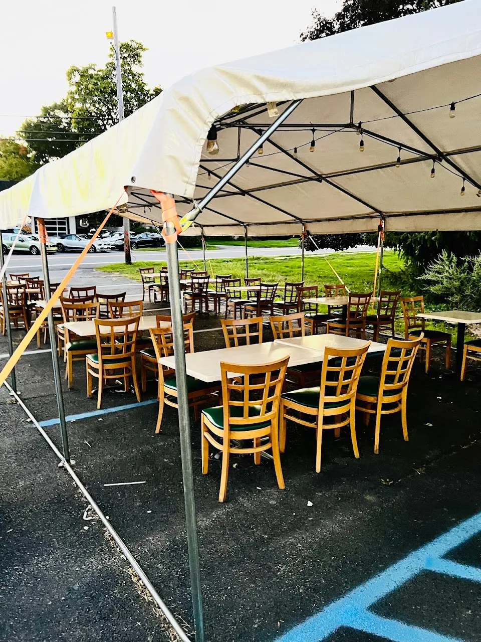 El Azteca Mexican Restaurant