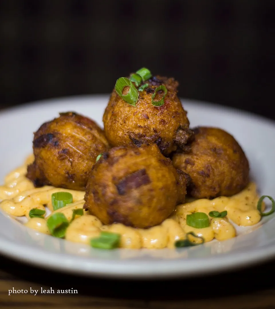 JJ's Restaurant & Sports Bar